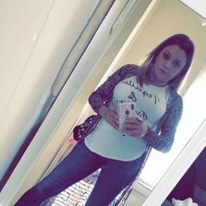 Meet your Posher, Raquel